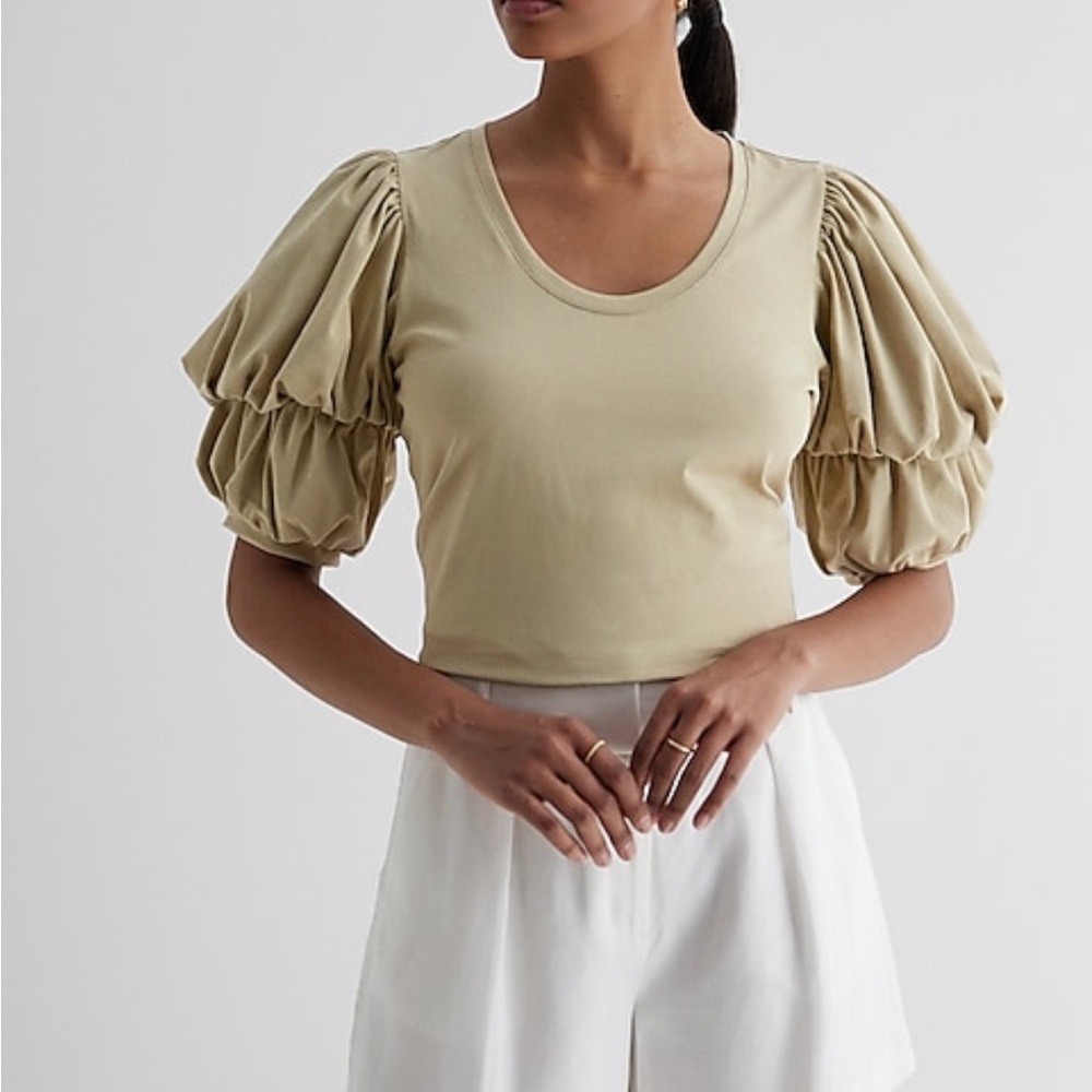 Express Skimming scoop neck puffed sleeve tee sz S NWT. Pale greenish co… - Picture 2 of 9